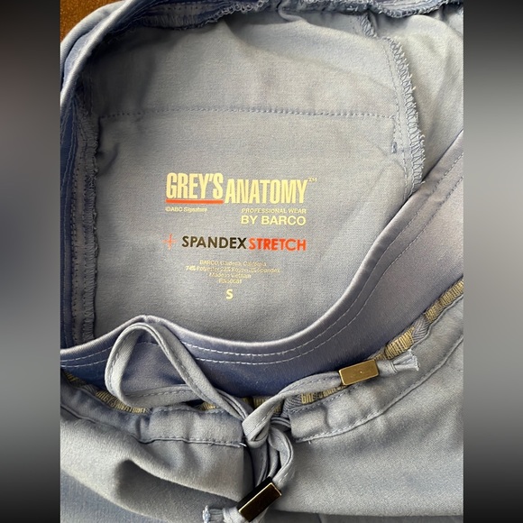 Ceil blue greys anatomy barco scrub set - Picture 7 of 11